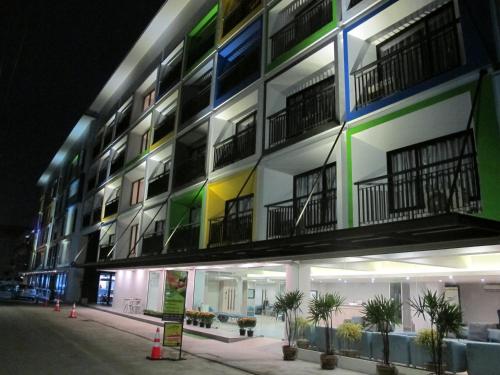 Suvarnabhumi Oriental Resort - image 6