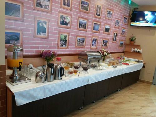 Alvero Hotel - image 12