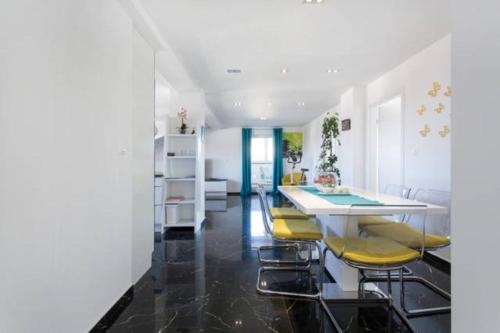 Patricia House 5