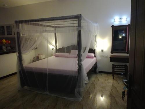 Standard Apartment image 10