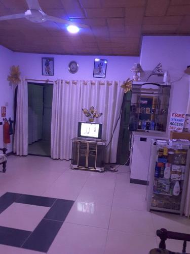 

Nelis Lodge