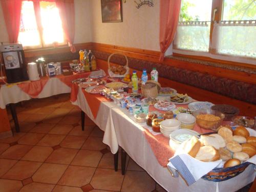 Guesthouse Mesec Zaplana - image 7