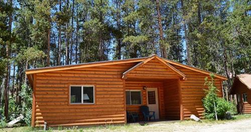 Daven Haven Lodge & Cabins