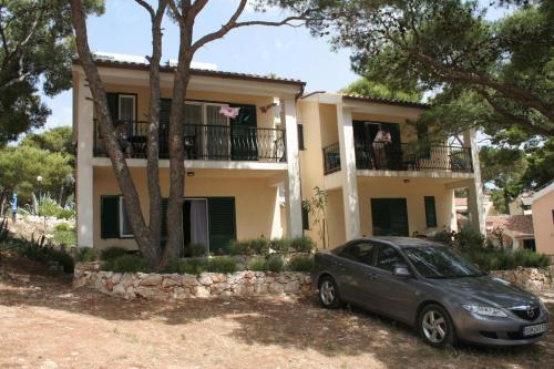 Apartments by the sea Rogoznica - 3094 - image 4