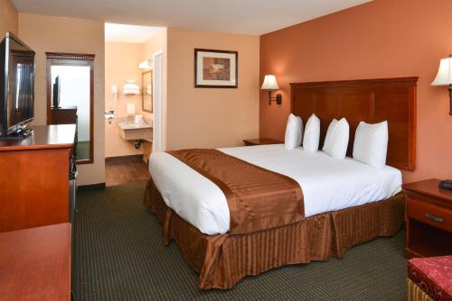 Americas Best Value Inn & Suites Bakersfield E