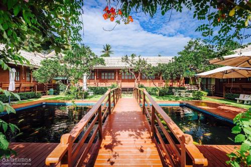 Bejárat, Baan Kornnara Resort in Amphawa