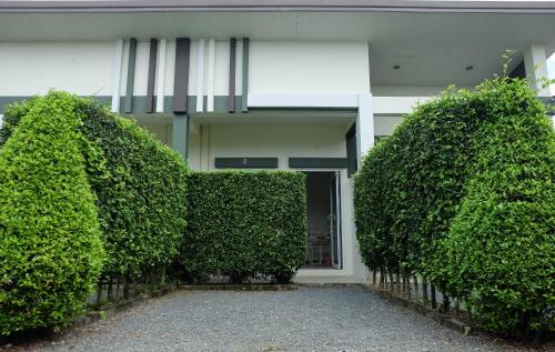 ใบไผ่รีสอร์ท (Bai Pai Resort) in ขลุง