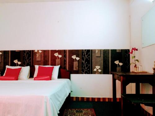 Villa Two Residence in Mount Lavinia Beach