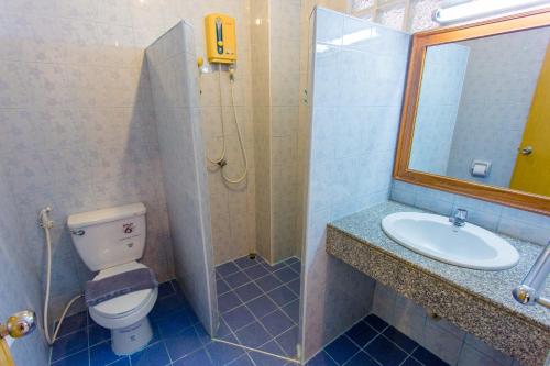 room detail thumbnail 1