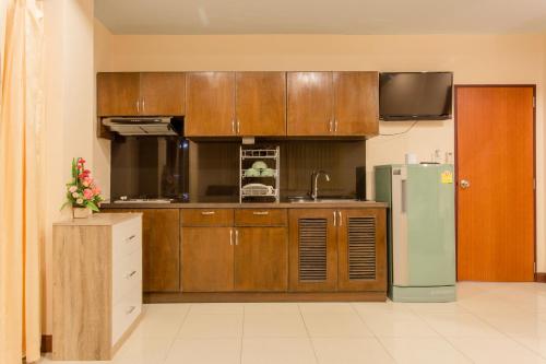 Surin Sunset Hotel near Laem Singh Beach