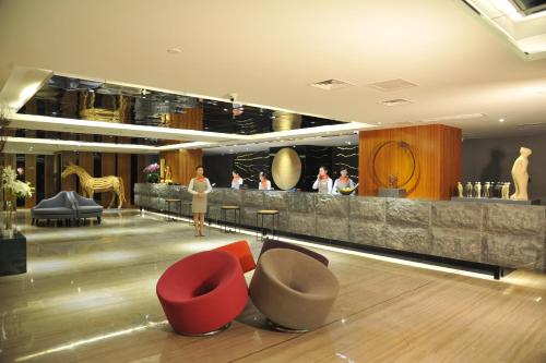 重庆江北观音桥高悦酒店地铁站店