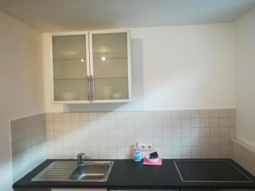 厨房, Private Apartment Ahlten in 莱尔特