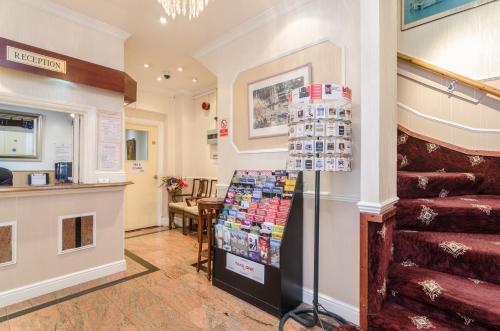 Earls Court Hotel, Londýn (fotografie 8)