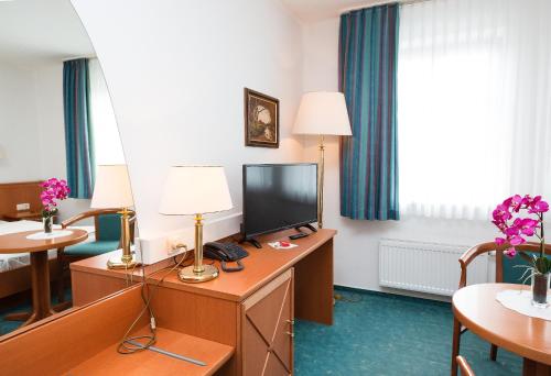 Hotel Stadt Waren - main image