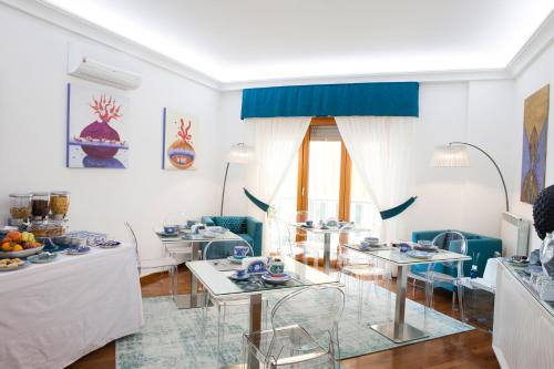Isa Guest Rooms - image 12
