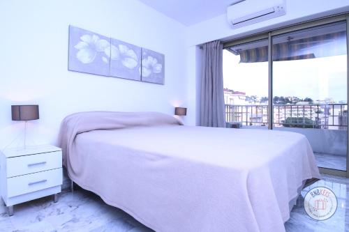 Carlton Cannes Sage
