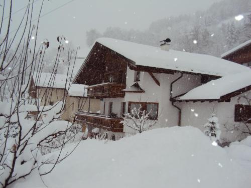 Hotelli välisilme, Haus Neururer in Kauns
