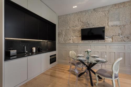 Apartment with Terrace image 4