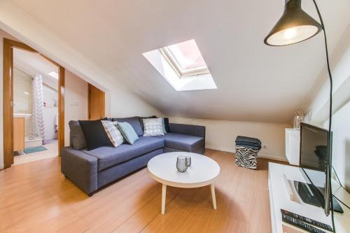 Santos Gem I - Central Studio in Trendy Neighborhood, Lisboa