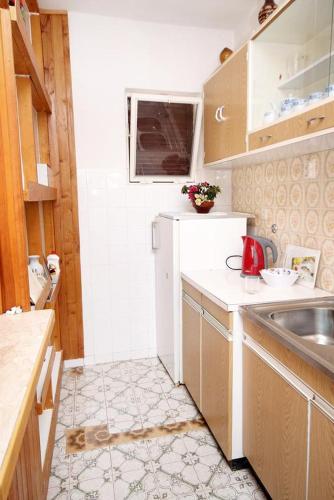 Apartments by the sea Arbanija, Ciovo - 6062, Трогир (фото 7)
