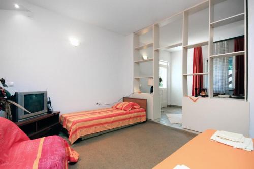 Apartments by the sea Puntinak, Brac - 718
