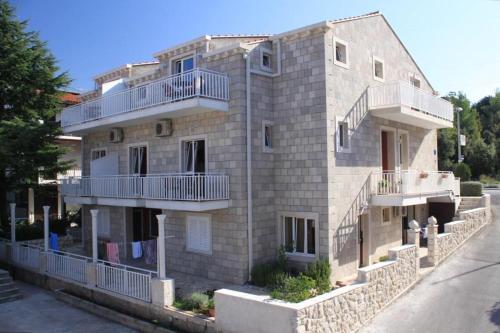 Studio Cavtat 8576b - image 5