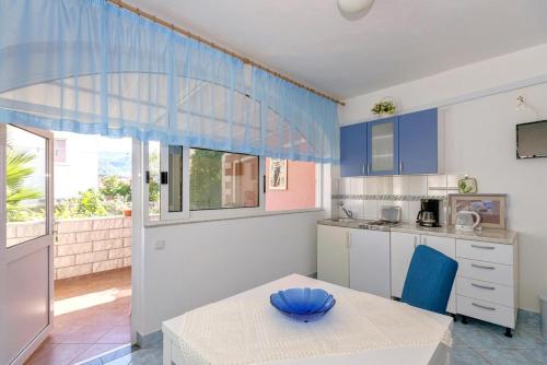  Apartment Stari Grad 8726a in Stari Grad