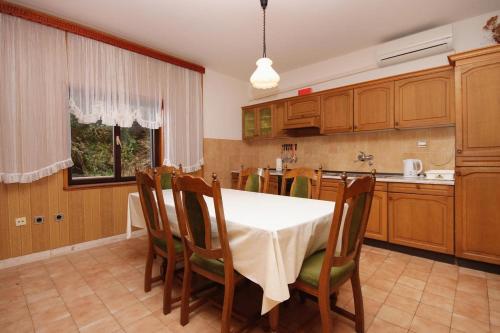 Apartments by the sea Prizba Korcula - 9227 - image 3
