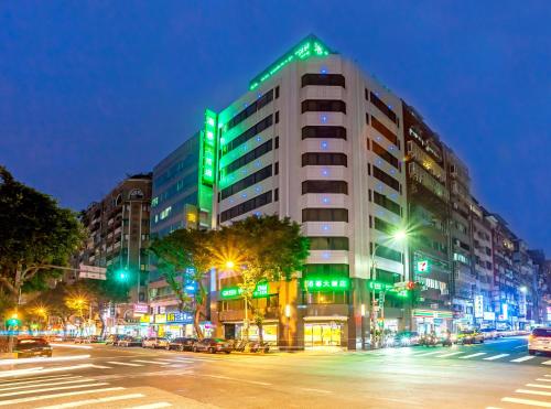 Green World Inn14