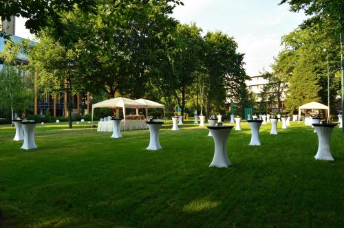 Crowne Plaza Bucharest an IHG Hotel - image 2