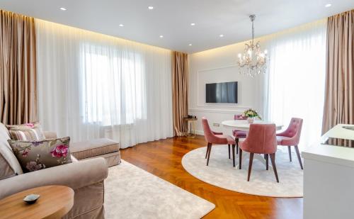 Ann Luxury Rooms – Split, MD