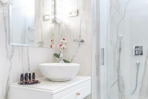 Ann Luxury Rooms – Split, MD