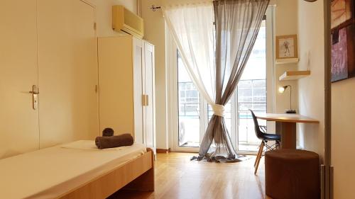  Errathens Apartments - Athens Center in Athen