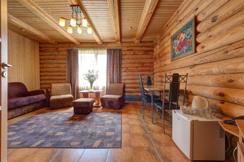 Slovyanka Hotel in Slavske