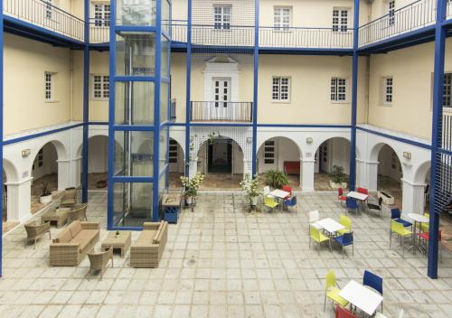 Albergue Inturjoven Huelva - image 3