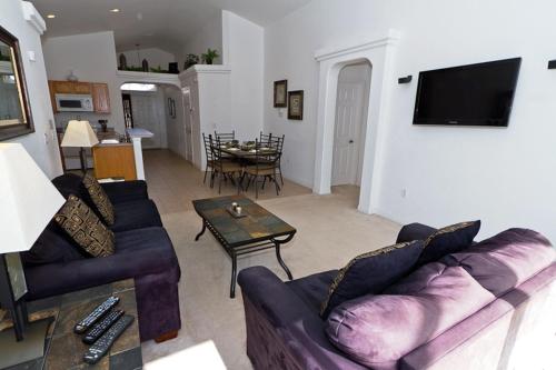 452 Vizcay Way - Three Bedroom Home Orlando (FL)
