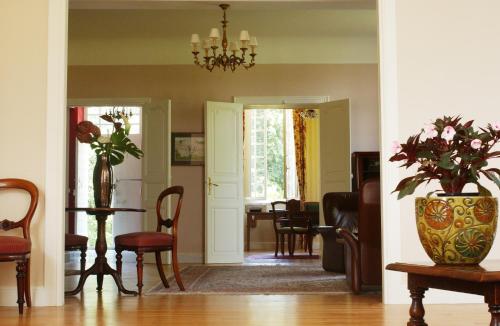 Clos Mirabel Manor - B&B - image 2