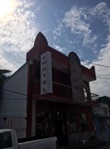 Exterior view, Hotel Estrella del Mar in Centro