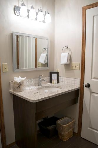 The Georgetown Inn - image 2