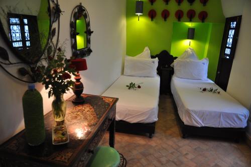 Standard Double Room image 3