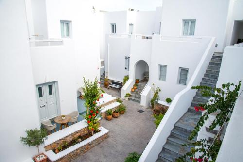 Makris Beach Hotel - image 7