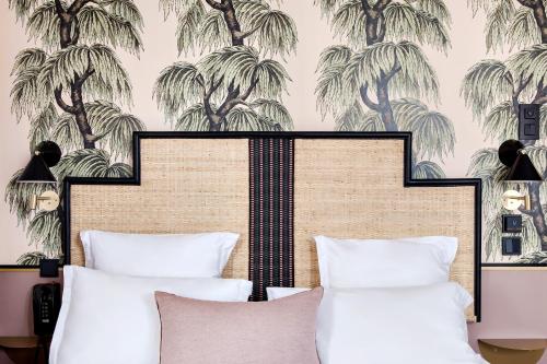 2 twin beds