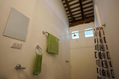Bathroom, El Arca de Noe in Granada