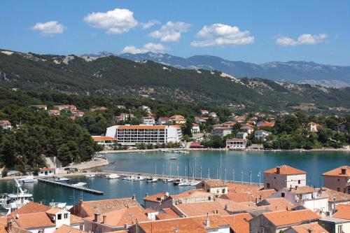 Seaside apartments with a swimming pool Banjol Rab - 5007 - image 5