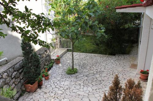 Apartments with a parking space Jadranovo Crikvenica - 5511 - image 2