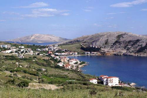  Apartment Metajna 6486g in Metajna