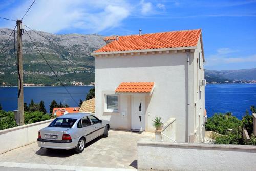 Apartments with a parking space Korcula - 138 
