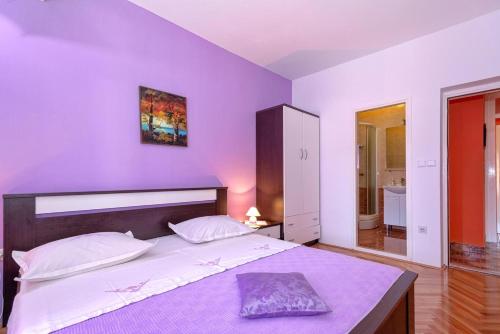 Apartments with a parking space Stari Grad Hvar - 8726 - image 11