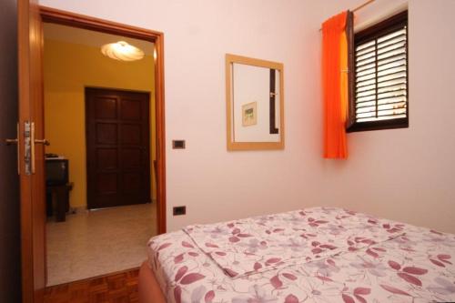 Apartments by the sea Mali Losinj (Losinj) - 2489 - image 5