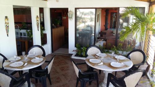 Restaurant, Antonios Pension House in Dipolog